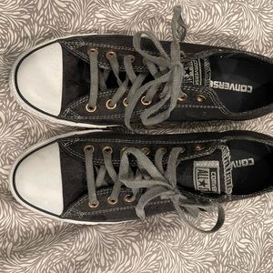 Distressed Men’s Converse - Size 10